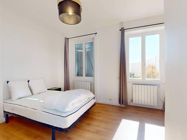Colocation / Appartement 6 pièces de 100 m², Villeurbanne, 12 Rue de la Convention, / Photo 10