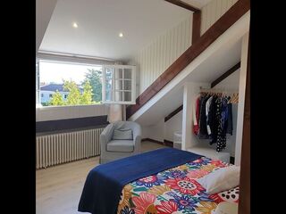 Homestay / 10-bedroom house · 245 m², Vénissieux, Rue Jean Duclos
