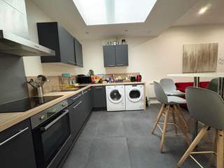 Flatsharing / 6-bedroom house · 88 m², Lille, Rue de Condé