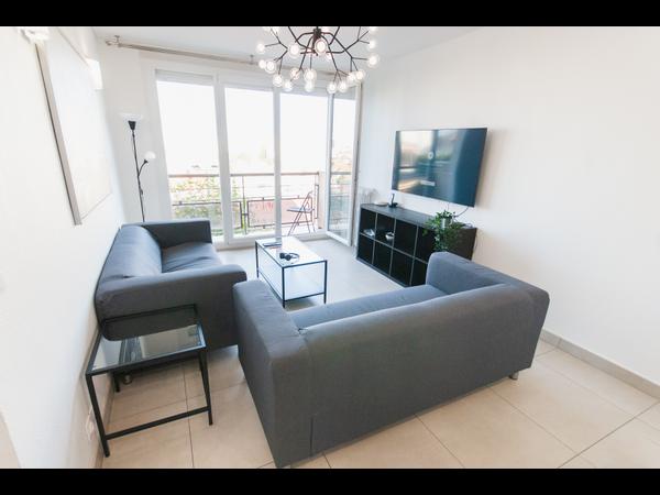 Colocation / Appartement 5 pièces de 80 m², Villejuif, Rue Henri Barbusse / Photo 2