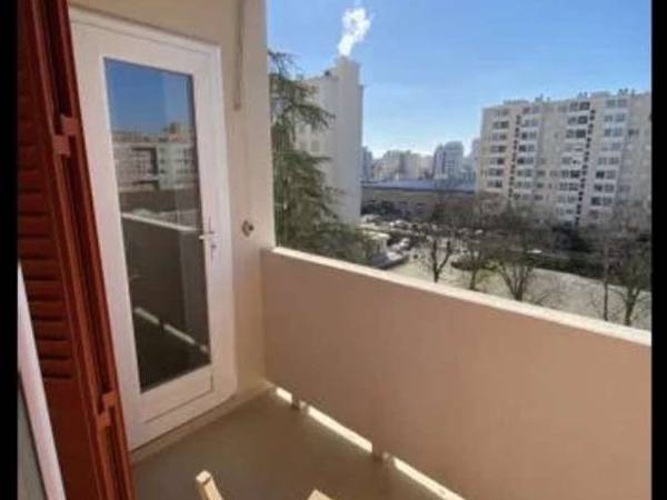 Sous-location / Appartement 4 pièces de 65 m², Villeurbanne, Rue Francis de Pressensé / Photo 6