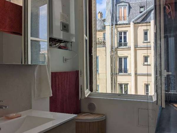 Sous-location / Appartement 3 pièces de 55 m², Paris, Avenue Corentin Cariou / Photo 4