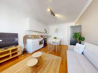 Colocation / 5 rooms apartment · 77 m², Villeurbanne, Rue Charles Montaland