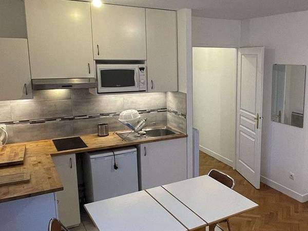 Rental / 1-bedroom flat · 27 m², Courbevoie, Rue Segoffin / Photo 3