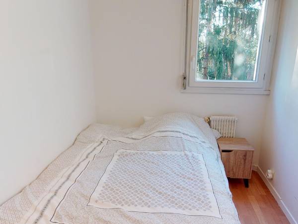 Colocation / Appartement 5 pièces de 91 m², Rennes, Square du Haut Blosne / Photo 2