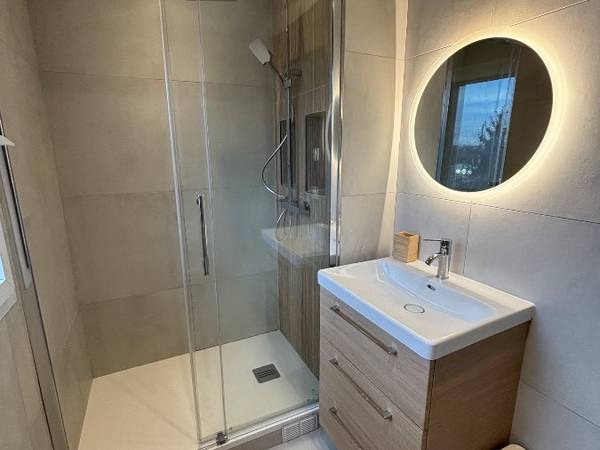 Colocation / Appartement 5 pièces de 69 m², Choisy-le-Roi, Avenue de Newburn / Photo 2
