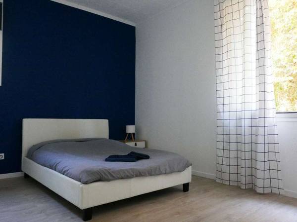Colocation / Appartement 5 pièces de 98 m², Toulon, Rue du Sous-Marin l'Eurydice / Photo 2