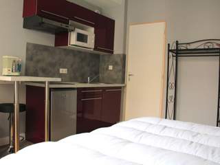 Location / Studio apartment, Vichy