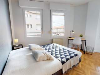 Colocation / Appartement 6 pièces de 106 m², Lyon, Rue Bonnefond