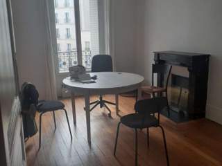 Colocation / 3 rooms apartment · 52 m², Paris, Rue du Commerce
