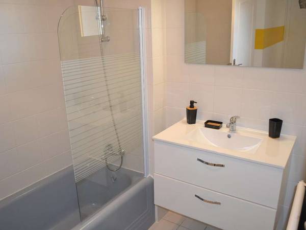 Flatsharing / 7-bedroom apartment building · 160 m², Valence, Avenue Sadi Carnot / Photo 6