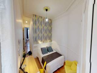 Colocation / 5 rooms apartment · 100 m², Paris, Rue Denis Poisson