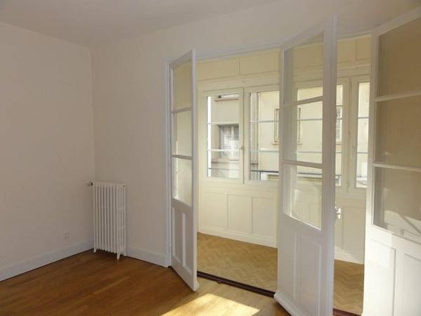 Location / Appartement 4 pièces de 90 m², Le Creusot, Rue de la Chaise / Photo 2