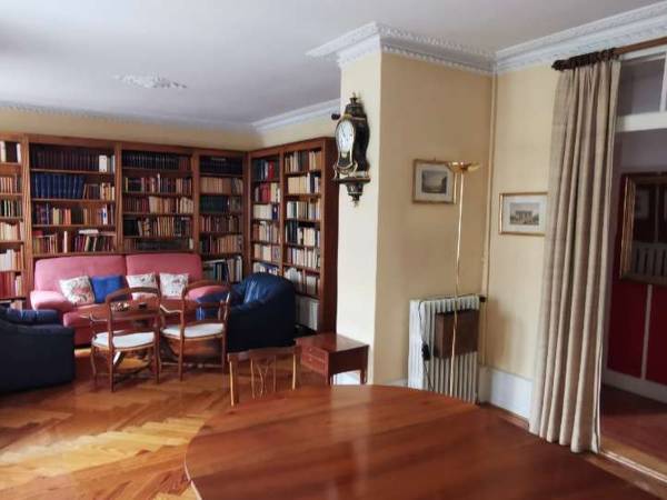 Colocation / Appartement 5 pièces de 107 m², Lausanne, Chemin des Noisetiers / Photo 2