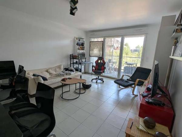 Colocation / Appartement 3 pièces de 68 m², Toulouse, Rue Louise Weiss / Photo 2