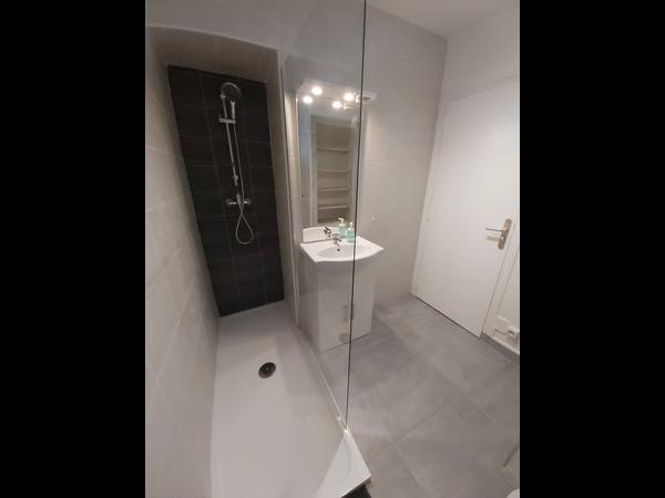 Flatsharing / 6-bedroom flat · 70 m², Saint-Martin-d'Hères, Rue Lucien Sampaix / Photo 2