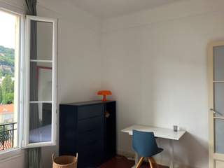 Flatsharing, 2-bedroom flat , Nice