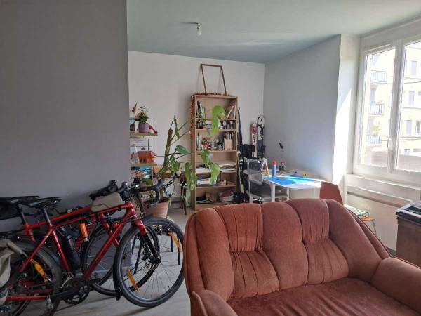 Colocation / Appartement 4 pièces de 109 m², Grenoble, Rue de la Bajatière / Photo 2