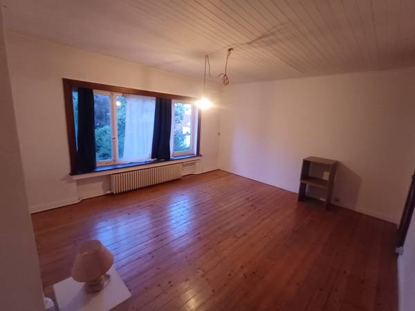 Colocation / Appartement 8 pièces de 100 m², Uccle, Avenue de la Floride / Photo 8