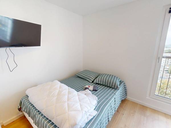 Colocation / Appartement 5 pièces de 100 m², Brest, Rue d'Anjou / Photo 2