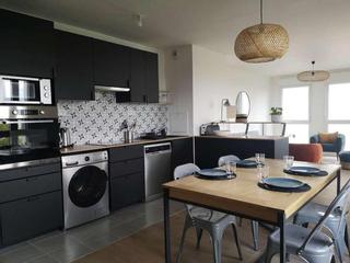 Room share, 7 rooms apartment, Colombes