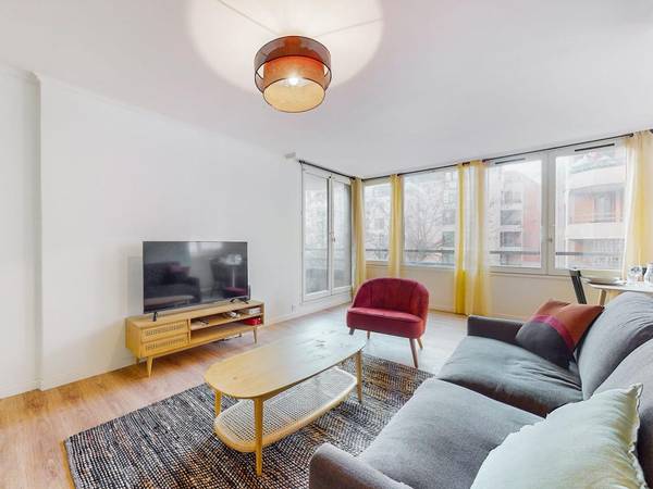 Colocation / Appartement 5 pièces de 98 m², Champs-sur-Marne, 2 Place des Aubépines, / Photo 2