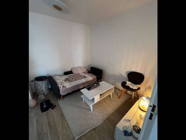 Colocation / Appartement 4 pièces de 80 m², Ivry-sur-Seine, Allée Chanteclair / Photo 4