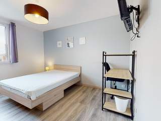 Colocation / Appartement 6 pièces de 97 m², Toulouse, Rue Joachim du Bellay