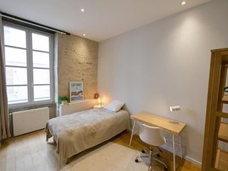 Flatsharing / 7-bedroom flat · 110 m², Bourg-en-Bresse, Rue Notre-Dame