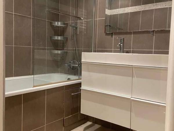 Sous-location / Appartement 2 pièces de 50 m², Châtillon, Rue Lasègue / Photo 2