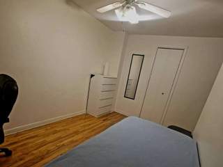 Colocation / 10 rooms house · 1200 m², Montréal, Boulevard Gouin Est