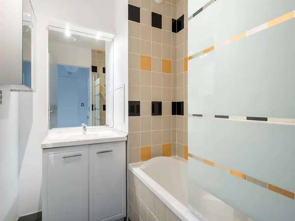 Colocation / Appartement 6 pièces de 93 m², Lyon, Rue Seguin / Photo 6