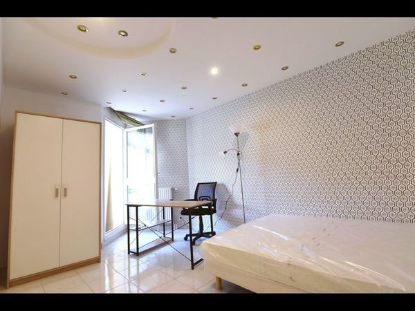 Colocation / Appartement 4 pièces de 80 m², Créteil, Square Jean Esquirol / Photo 13