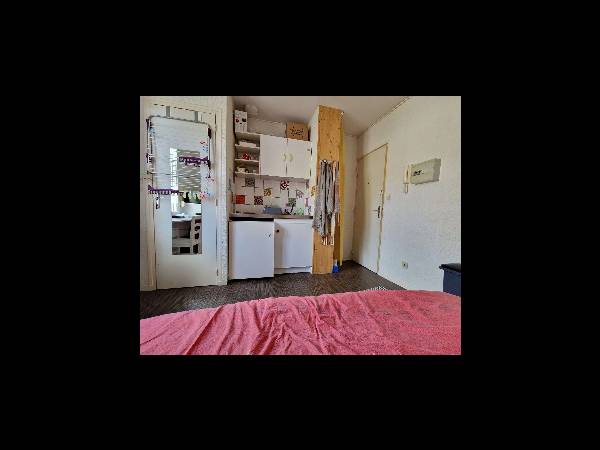 Location / Studio de 17 m², Reims / Photo 2