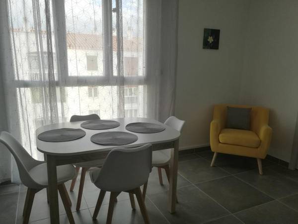Colocation / Appartement 4 pièces de 70 m², Perpignan, Avenue d'Amelie-Les-Bains / Photo 2