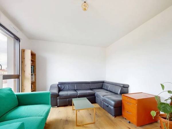 Sous-location / Appartement 3 pièces de 65 m², Pantin, Rue Diderot / Photo 2