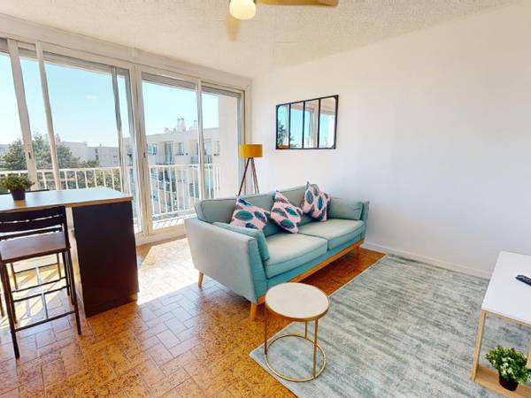 Colocation / Appartement 4 pièces de 68 m², Bron, Rue Nungesser Et Coli / Photo 17