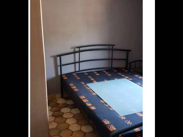 Chambre chez l'habitant / Maison 4 pièces de 200 m², Charleroi / Photo 7