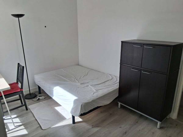 Colocation / Appartement 4 pièces de 82 m², Ivry-sur-Seine, Boulevard Paul Vaillant Couturier / Photo 4