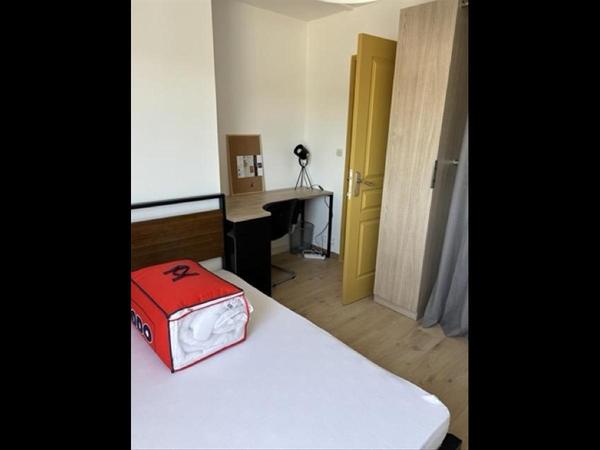 Colocation / Appartement de 80 m², Talence / Photo 7