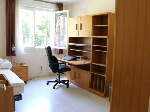 Colocation / Maison 6 pièces de 160 m², Besançon, Chemin du Grand Buisson / Photo 3