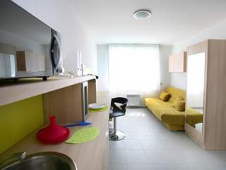 Location / 1 room residence · 14 m², Marseille, 100 Avenue Merlan