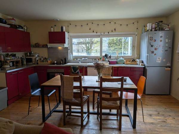 Sous-location / Maison 8 pièces de 145 m², Saint-Martin-d'Hères, Rue des Taillèes / Photo 3