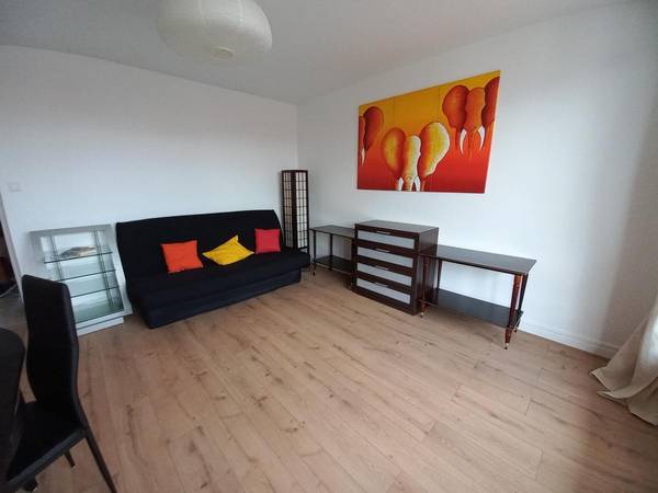 Flatsharing / 4-bedroom flat · 74 m², Villeurbanne, Rue Charrin / Photo 2