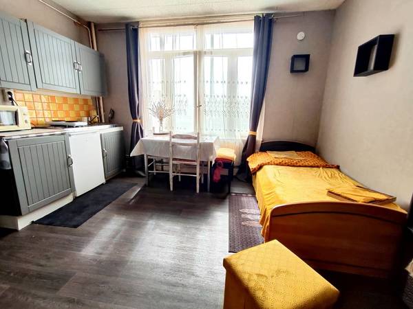 Location / Studio, Calais / Photo 2
