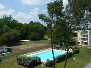 Rental / 1 room residence · 23 m², Mérignac, 83 Avenue Bon Air