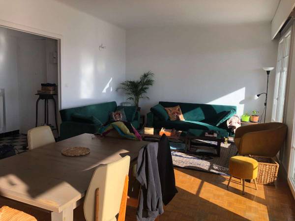 Sous-location / Appartement 6 pièces de 110 m², Marseille, Rue Bienvenu / Photo 2