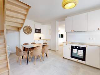 Colocation / 8 rooms house · 200 m², Oullins, Rue Tupin