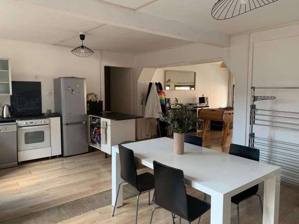 Sous-location / Appartement 4 pièces de 125 m², Lille, Rue de Valmy / Photo 2