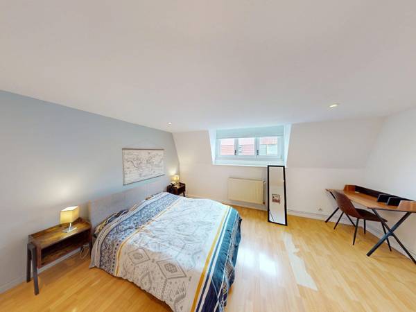 Colocation / Maison 6 pièces de 152 m², Roubaix, Rue du Trichon / Photo 2